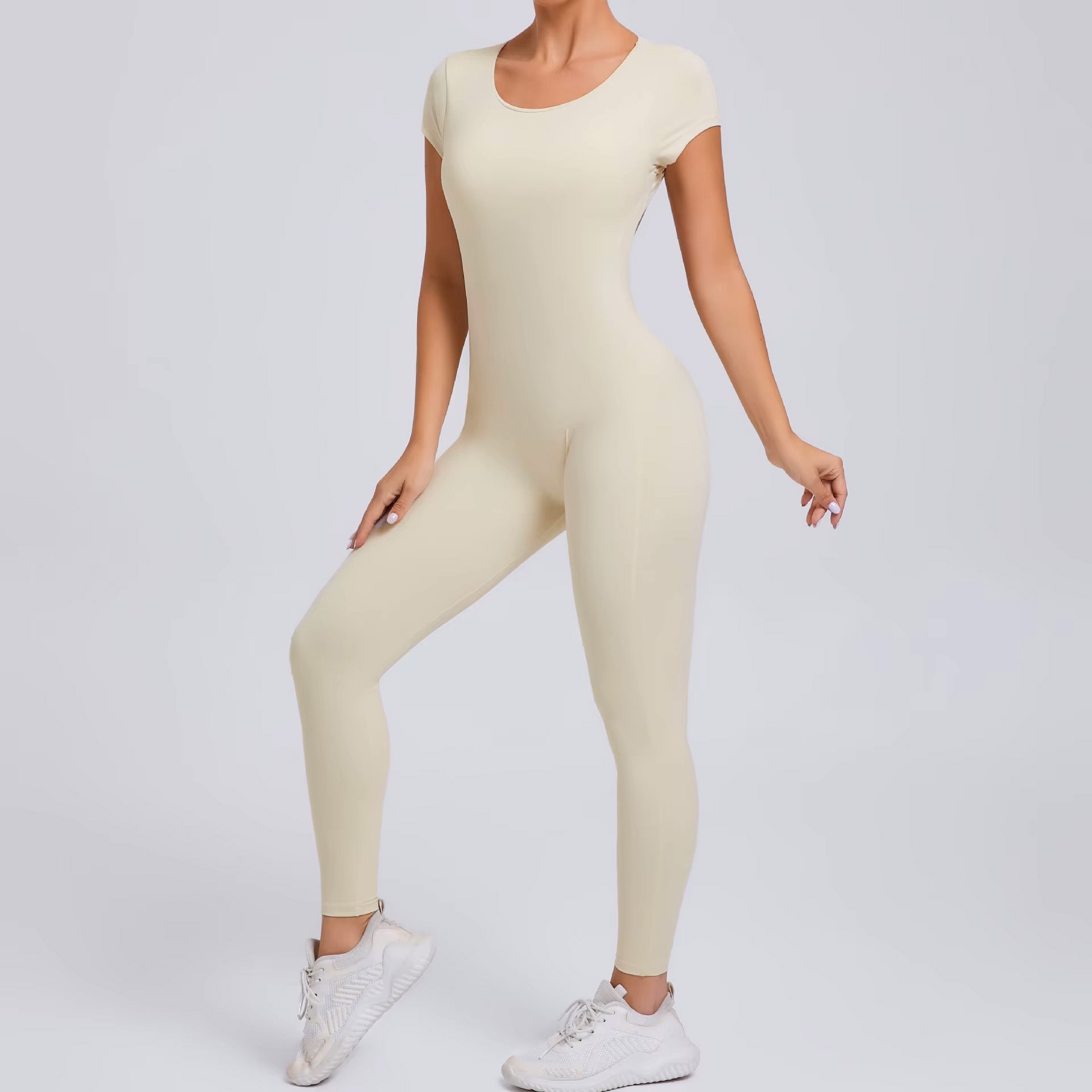 Open-Back Sports Bodysuit for Comfort & Freedom of Movement - NEOFORMA APPAREL