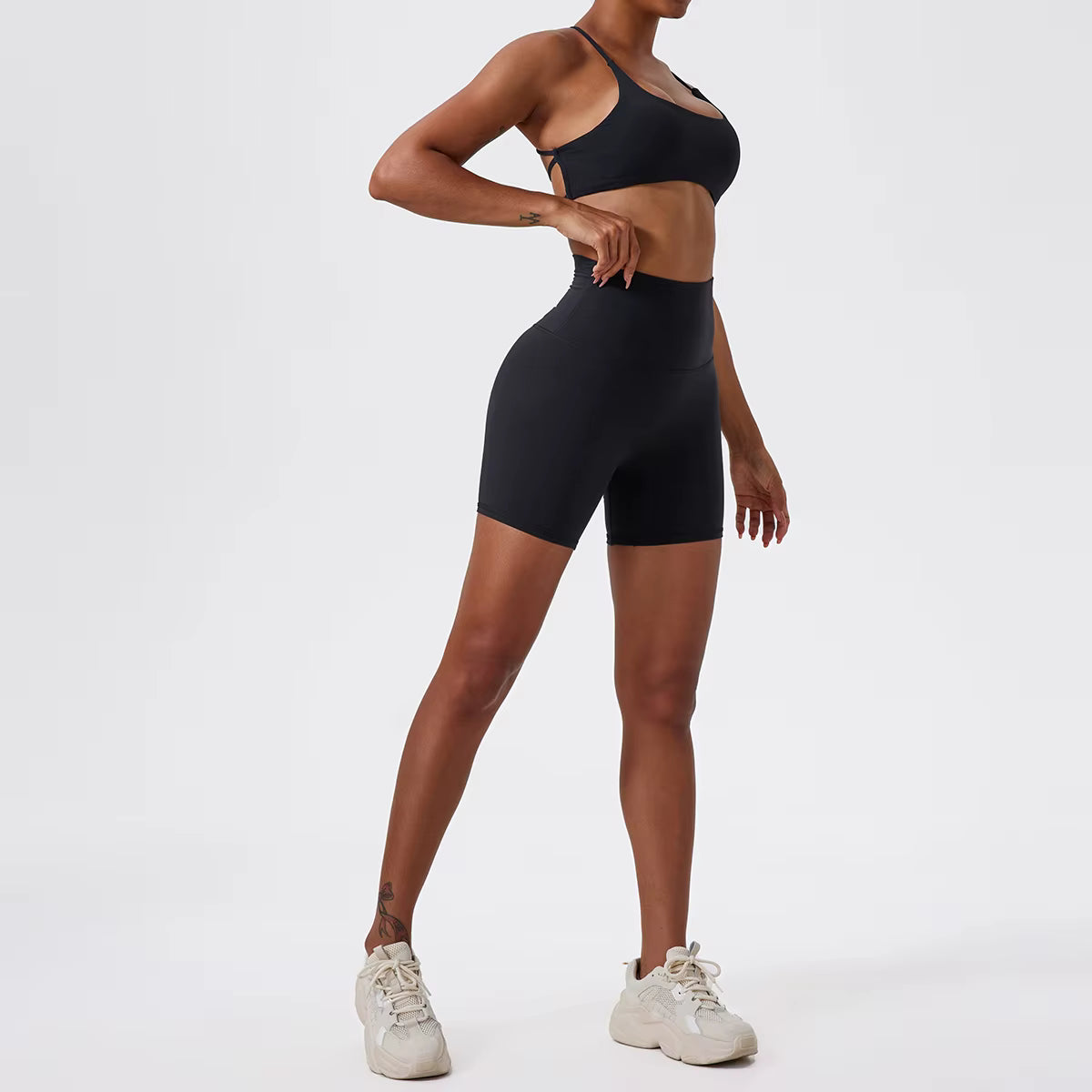 Doble Crossover Back Seamless Set – Bra + High-Waist Short - NEOFORMA APPAREL
