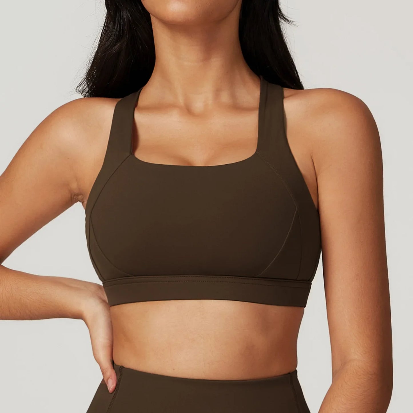 High-Support Cross-Back Sports Bra - NEOFORMA APPAREL