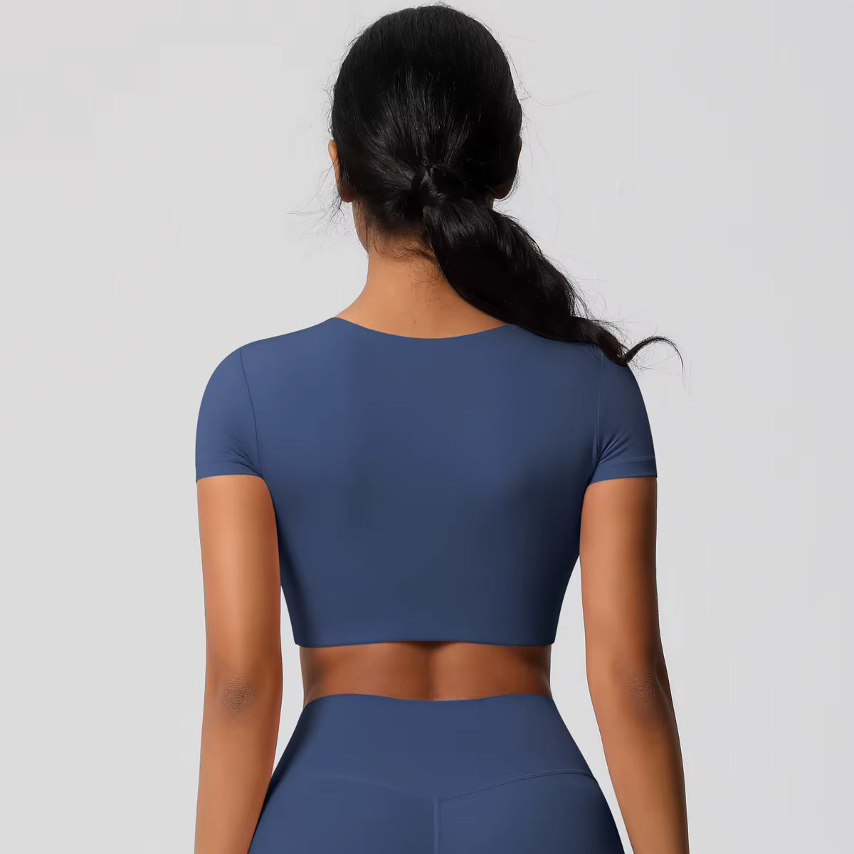 Seamless Short-Sleeve Crop Top - NEOFORMA APPAREL