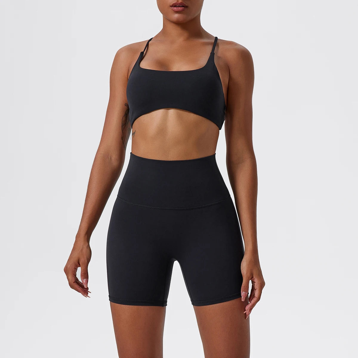 Doble Crossover Back Seamless Set – Bra + High-Waist Short - NEOFORMA APPAREL