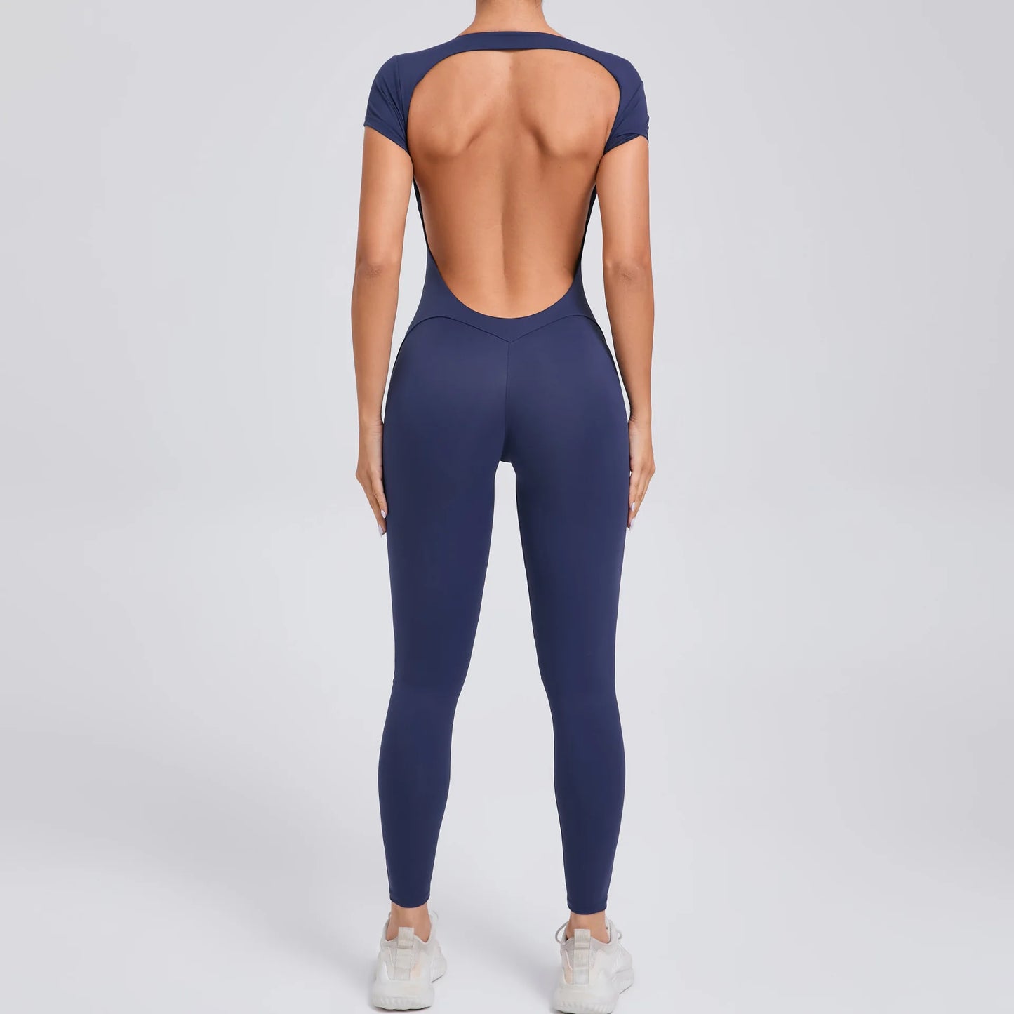 Open-Back Sports Bodysuit for Comfort & Freedom of Movement - NEOFORMA APPAREL