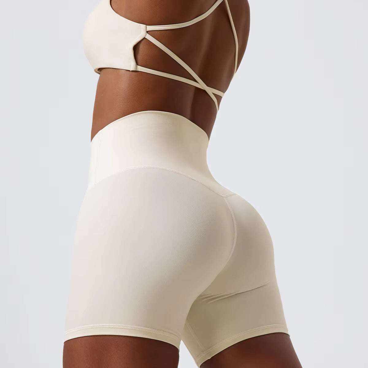 Doble Crossover Back Seamless Set – Bra + High-Waist Short - NEOFORMA APPAREL
