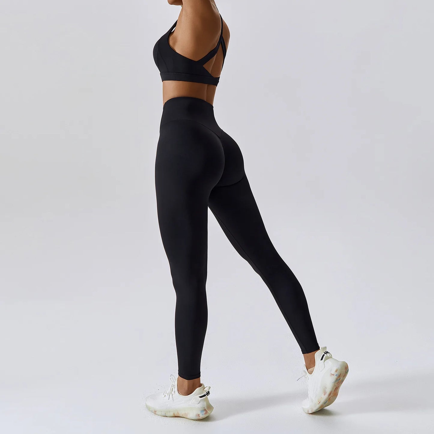 Conjunto de soporte moldeador: sujetador deportivo de doble tirante + short/legging de cintura alta 
