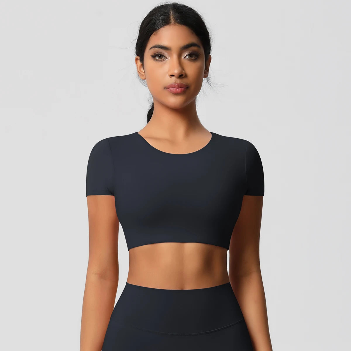 Seamless Short-Sleeve Crop Top - NEOFORMA APPAREL