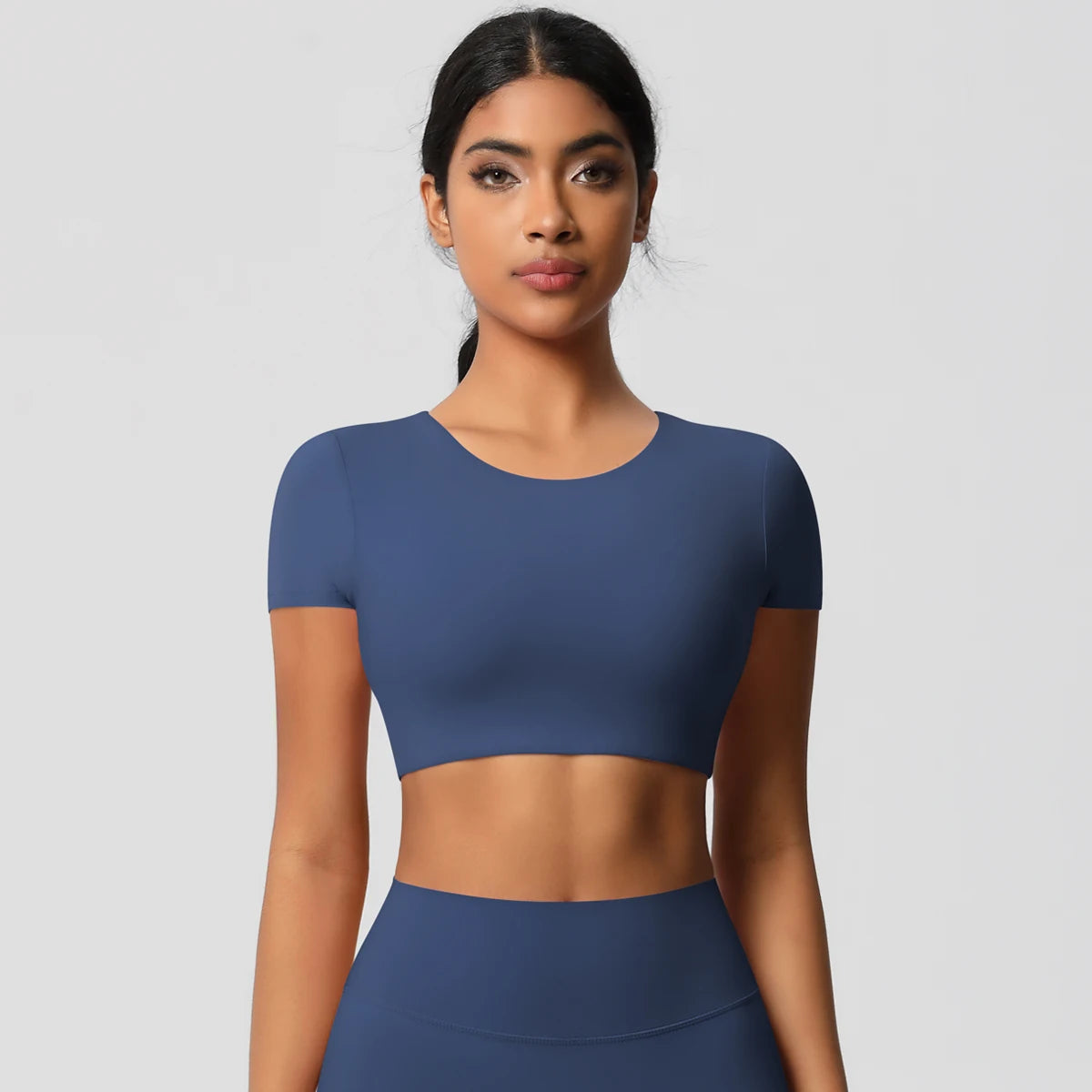 Seamless Short-Sleeve Crop Top - NEOFORMA APPAREL