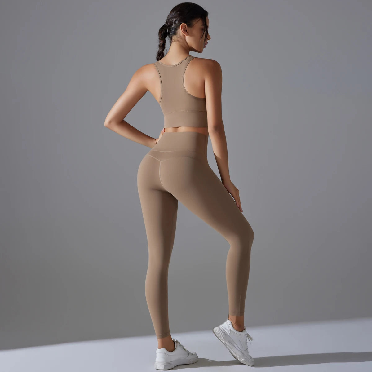 Conjunto de espalda deportiva Smooth Sculpt: top corto de espalda deportiva ancha + leggings de cintura alta