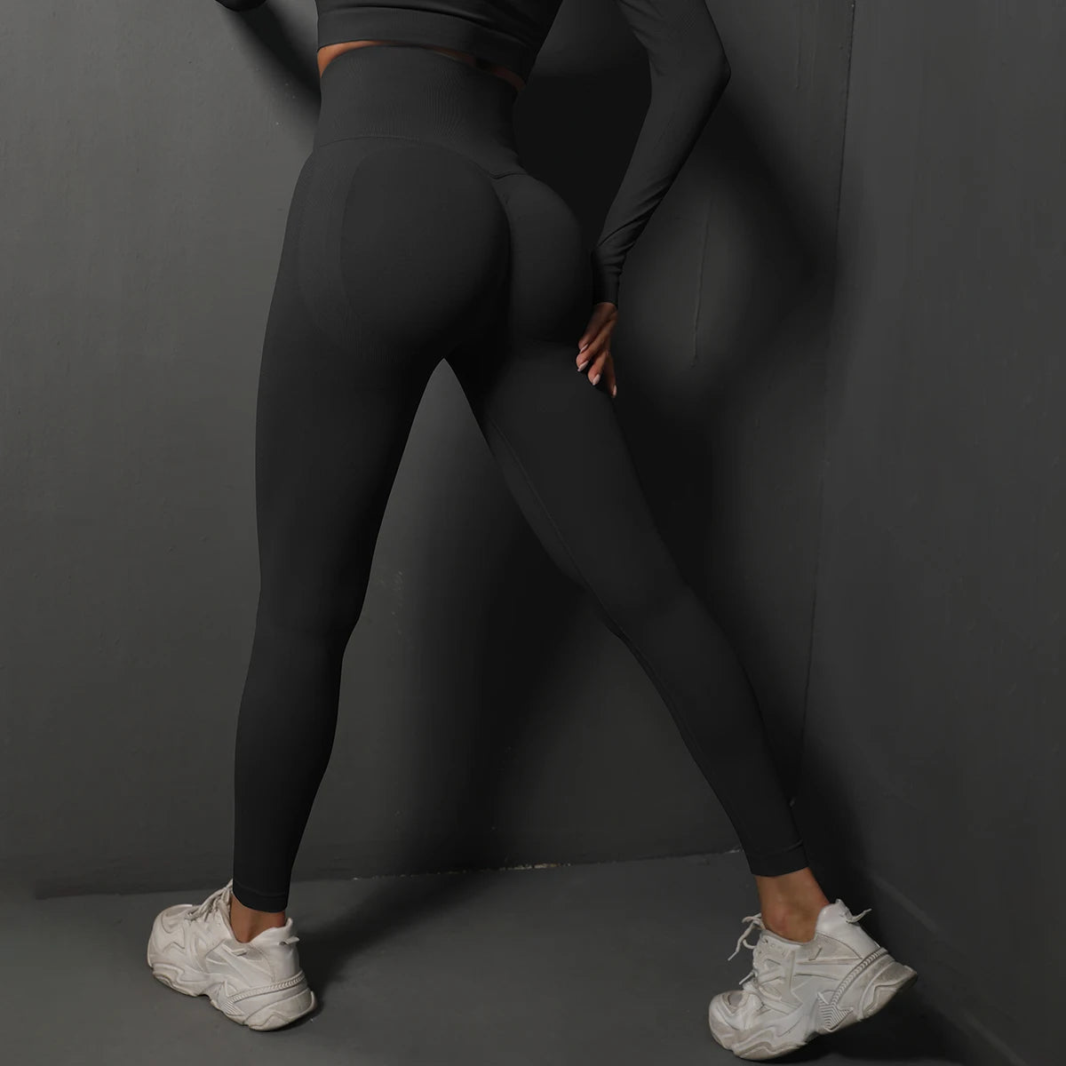 Seamless Lift-Sculpt High-Waist Legging - NEOFORMA APPAREL