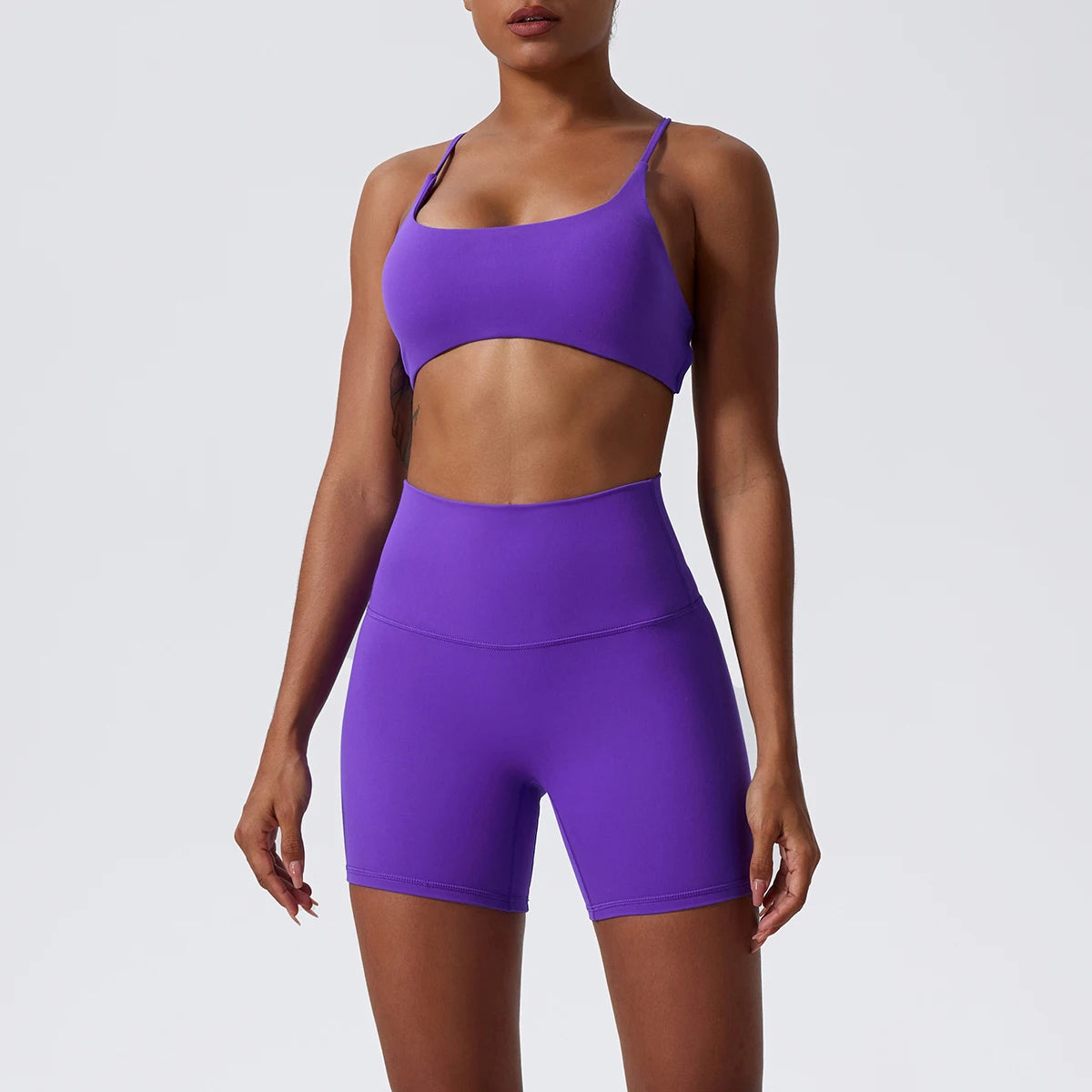 Doble Crossover Back Seamless Set – Bra + High-Waist Short - NEOFORMA APPAREL